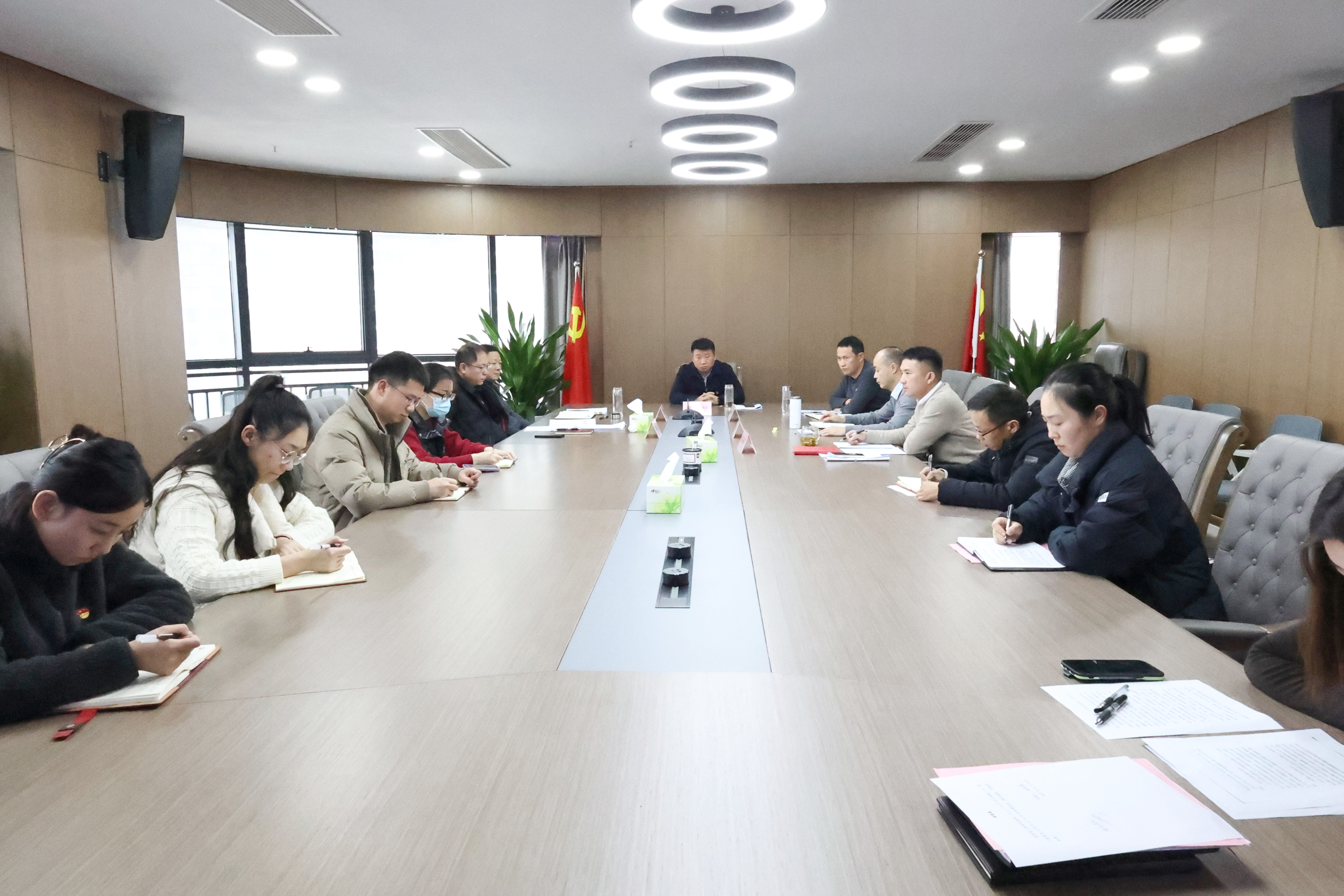 市國(guó)控集團(tuán)黨委書記、董事長(zhǎng)張志堅(jiān)講授專題黨課